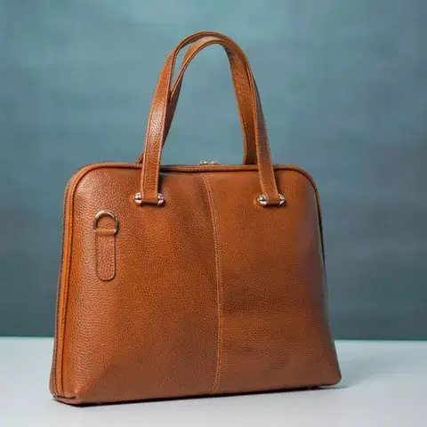 Sac à main en cuir marron